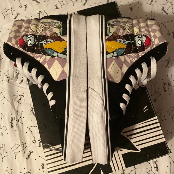 Nightmare Before Christmas x Vans Sk8-Hi Sneakers - Picture 6 of 6
